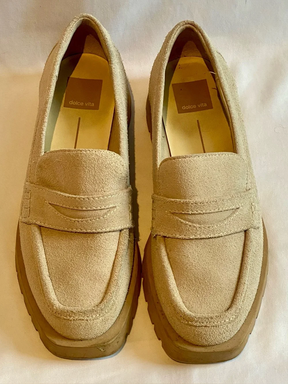 Dolce Vita Elias Beige Lug-Sole Suede Penny Loafers, size 7.5